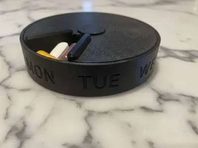 Pill organizer