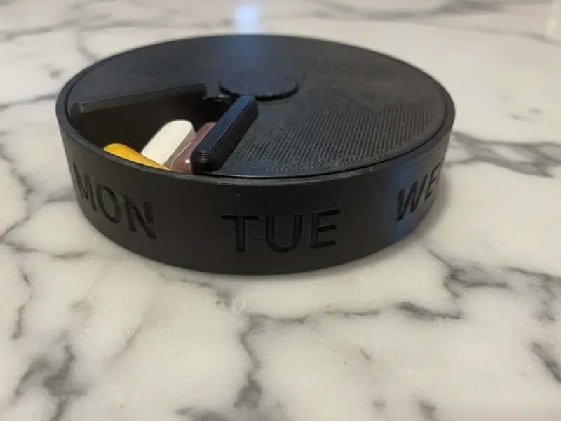 Pill organizer