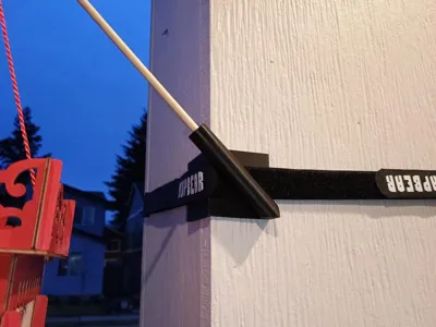 1/4" Flag/Lantern Holder