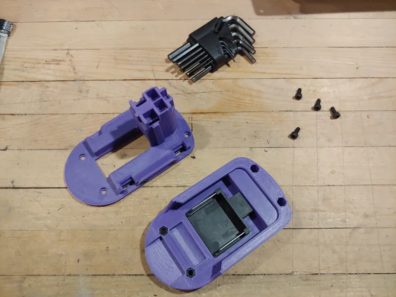 Bosch 18V NiMh tool to Makita 18V LiIon adapter