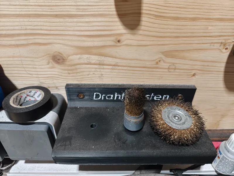 Drahtbürsten-Halterung
