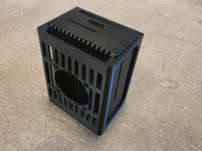 Raspberry Pi4 B, Geekworm P173 Alucase Wall Holder