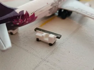 Airport luggage loader