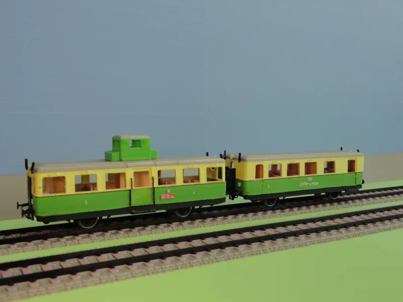 Motor Coach M130.2+CDFlm ČSD (Věžák) H0