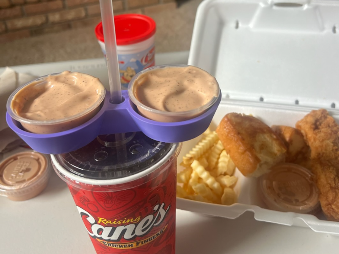 Raising Cain's Sauce holder for cup and straw