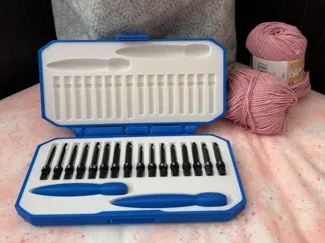 Case for C3Fiberarts' Crochet Hook Set