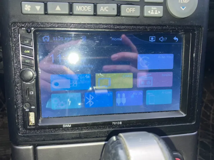 Infiniti G35 Metra Double Din Radio Bezel