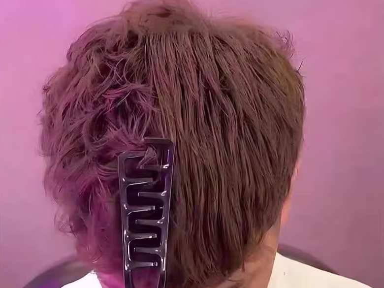 Styling comb with built in comb 