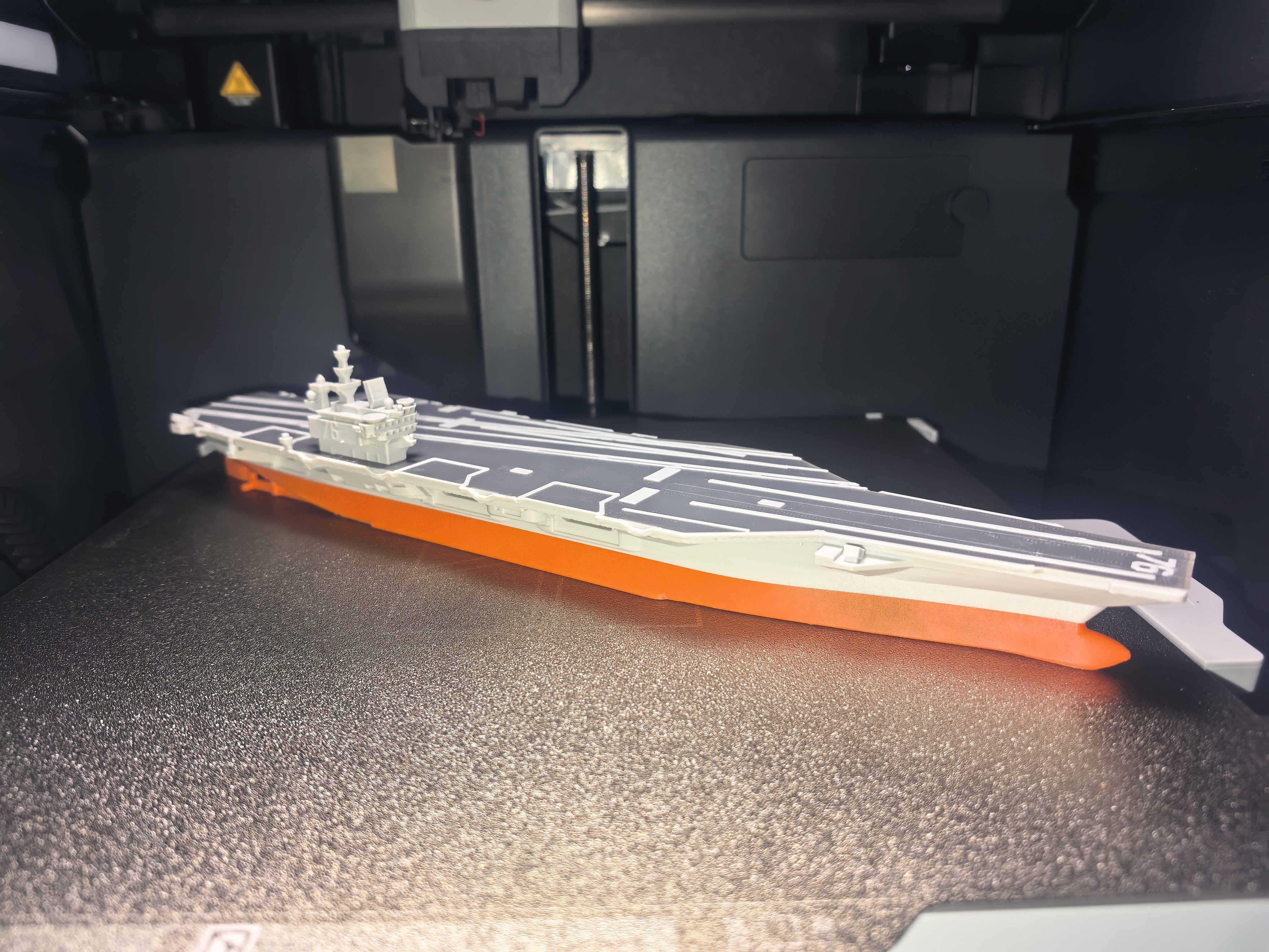 3Dプリント ロナルド・レーガン空母-多色一体プリント - 無料3Dモデル