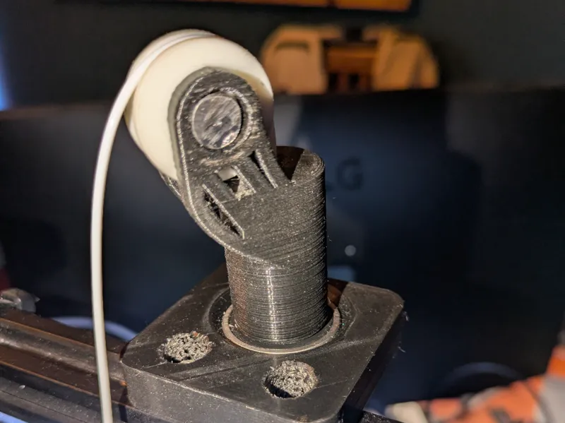 Ender 3 Swiveling Filament Guide