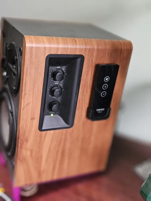 Edifier R1280T Remote holder