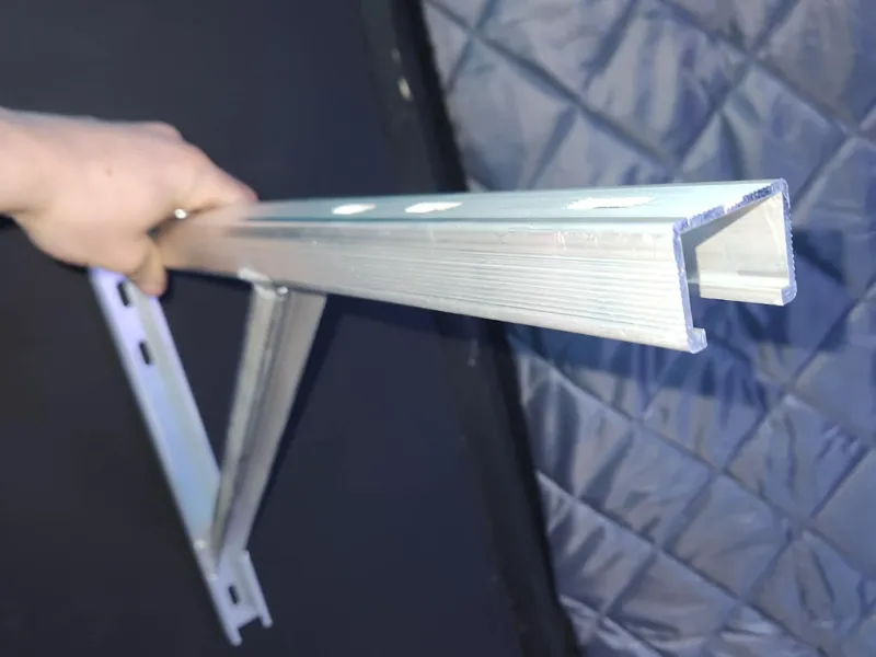 thermopompe wall bracket cap