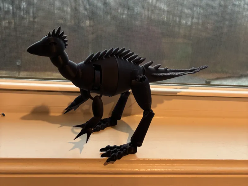 Twist n Slash! Articulated Therizinosaurus