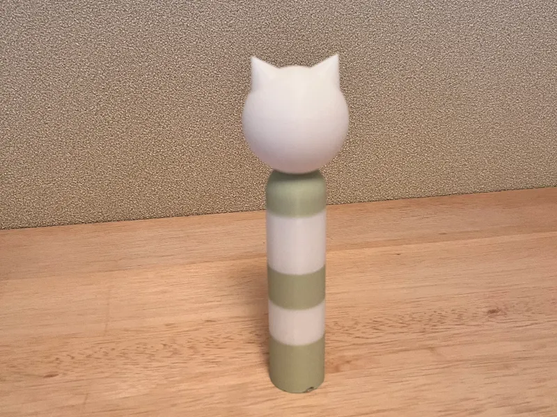こけしニャン