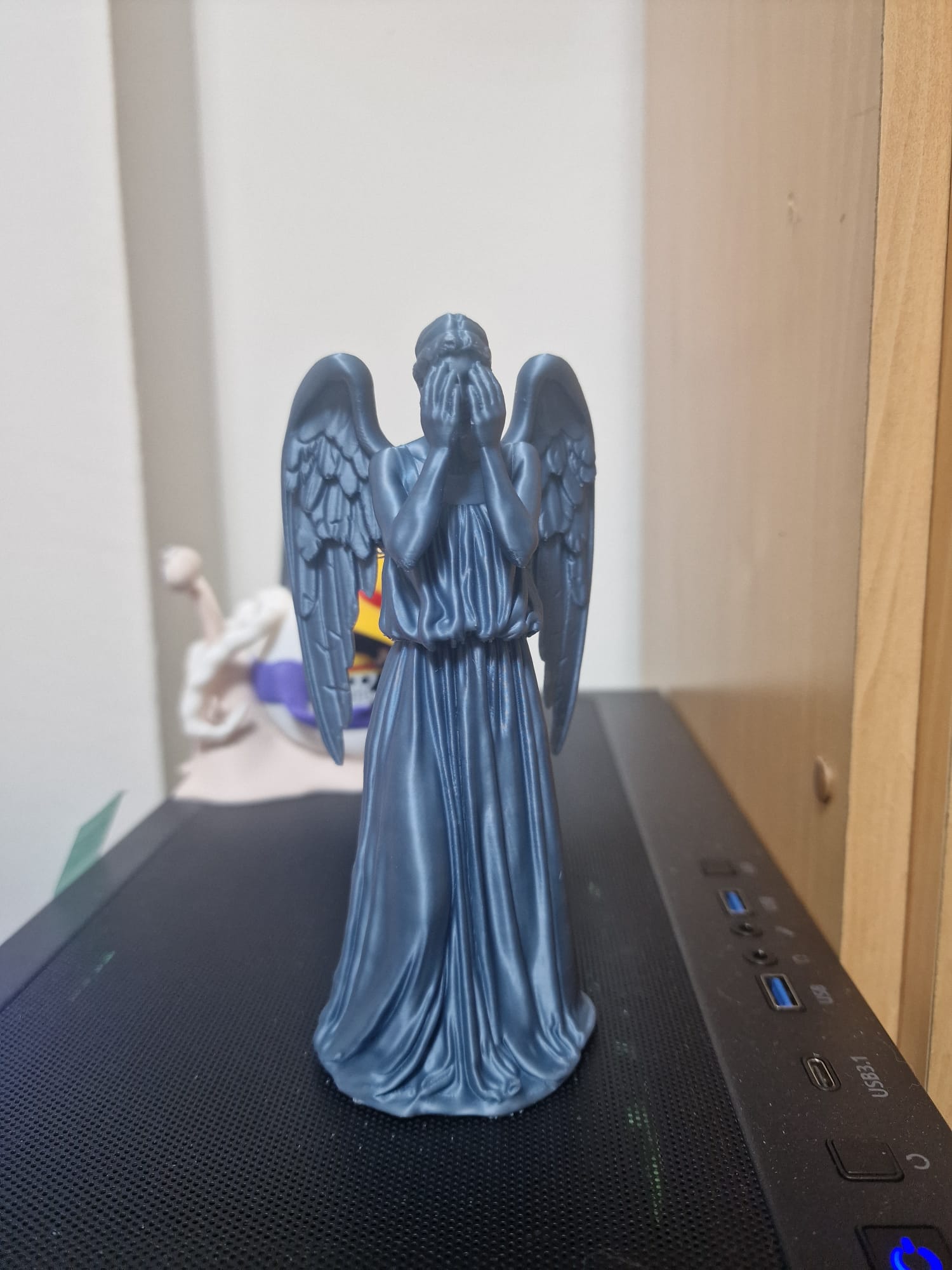 Doctor Who Weeping Angel Projectors - Free 3D Print Model - MakerWorld