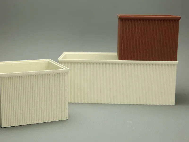 可堆叠盒子9x9x7 竖条纹