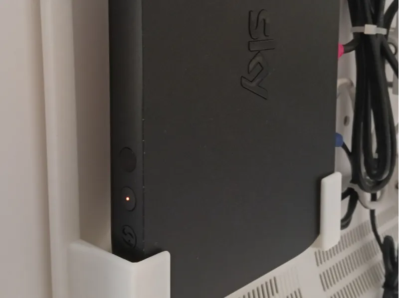 Reggi SKY MINI da retro tv