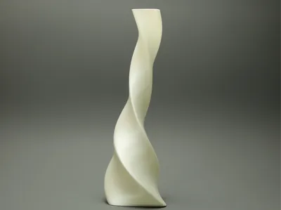 Serene and Elegant Rotating Vase 01