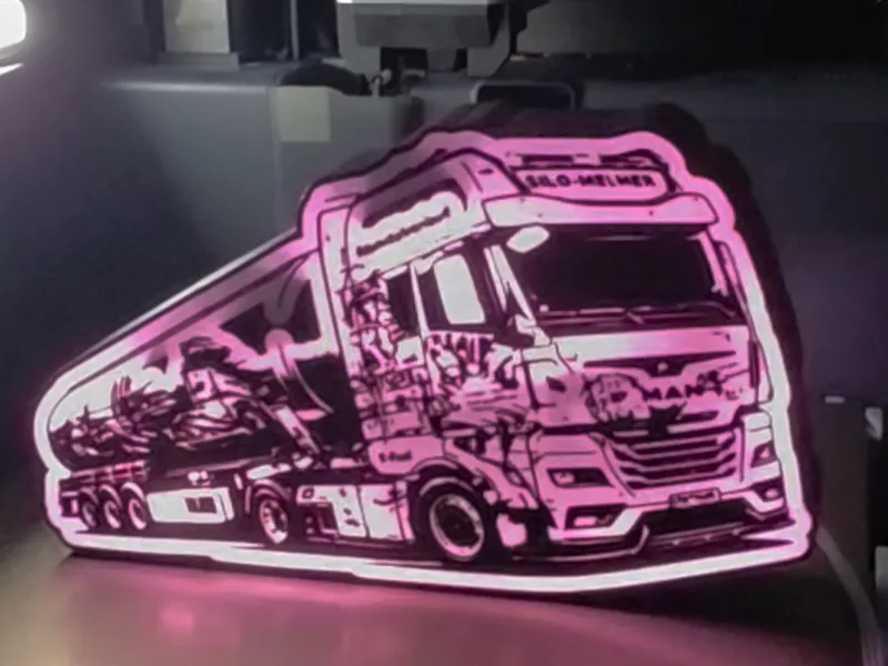 Lightbox LKW-Silo
