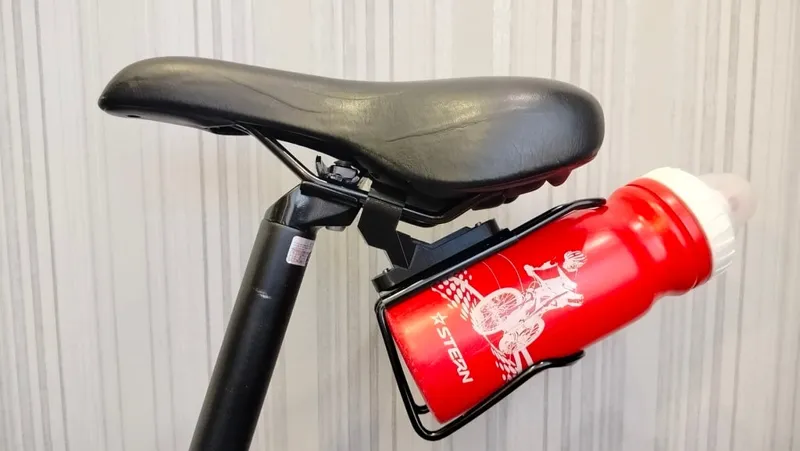 Bicycle bottle holder