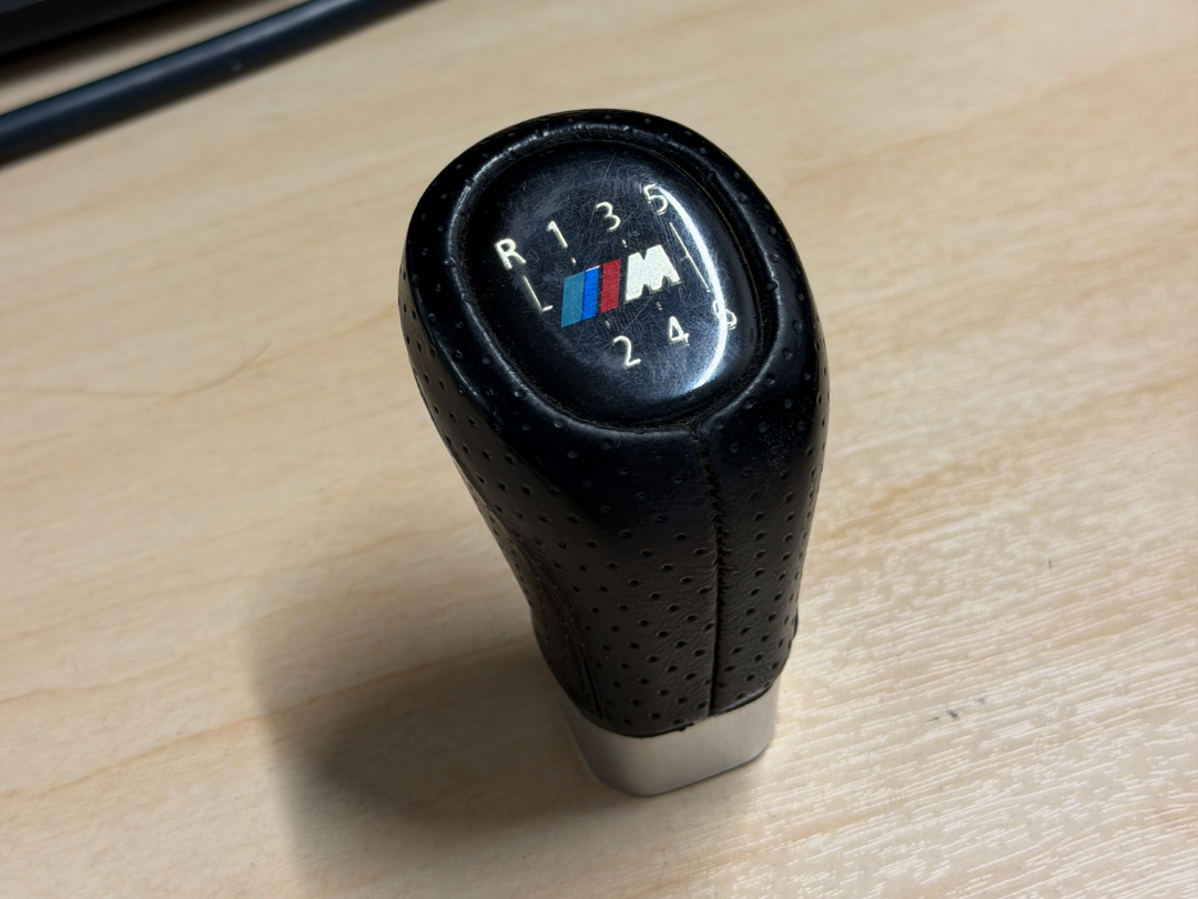 BMW shortshifter adapter for OEM shiftknob