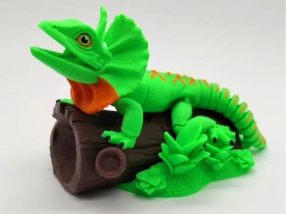 Lizart jungle moving