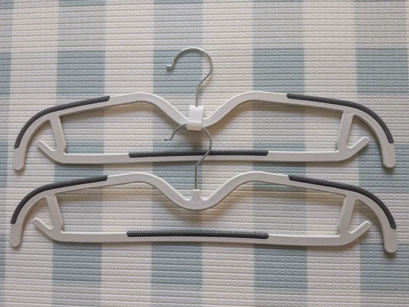 Clothes Hanger Connector – Vertical Space Saver