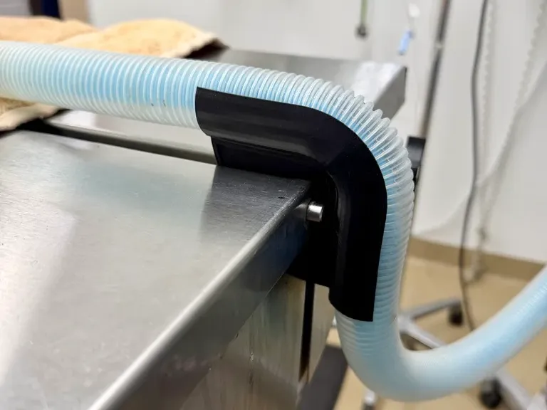Veterinary Anesthesia Hose Retainer