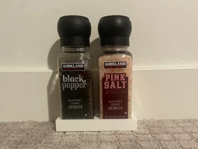 Square salt and pepper holder