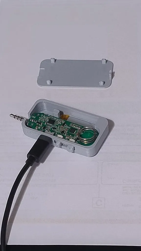 Hugel microphone box for square batery