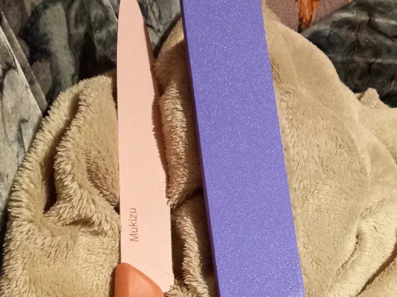 Blade saver for kitchen knife