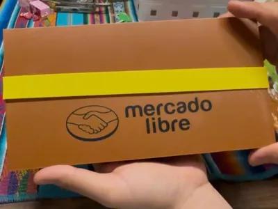 Mercado Libre Gift Box