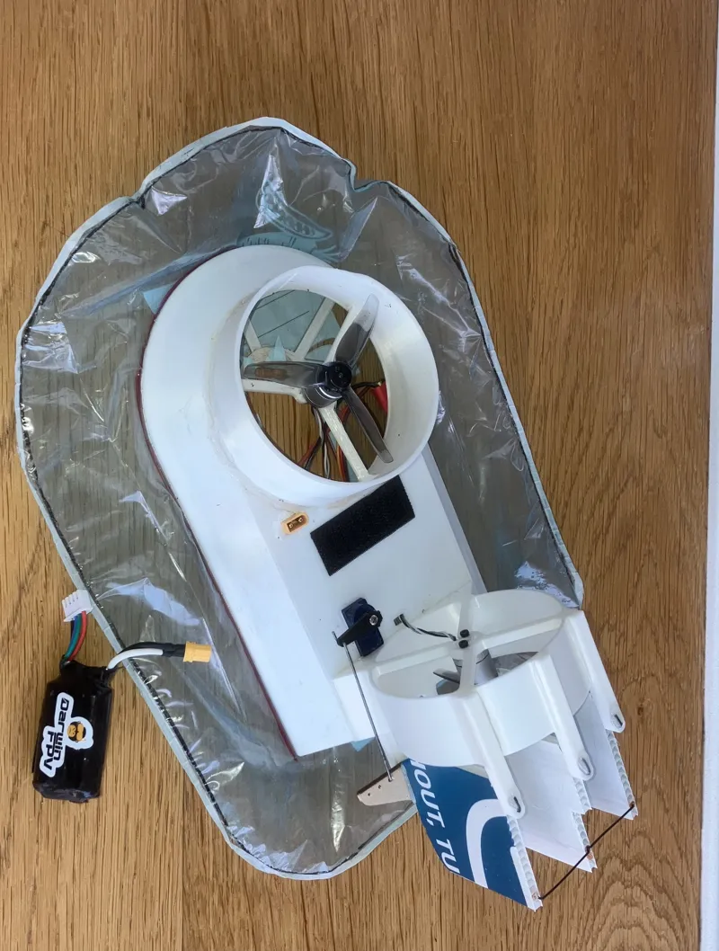 R/C hovercraft