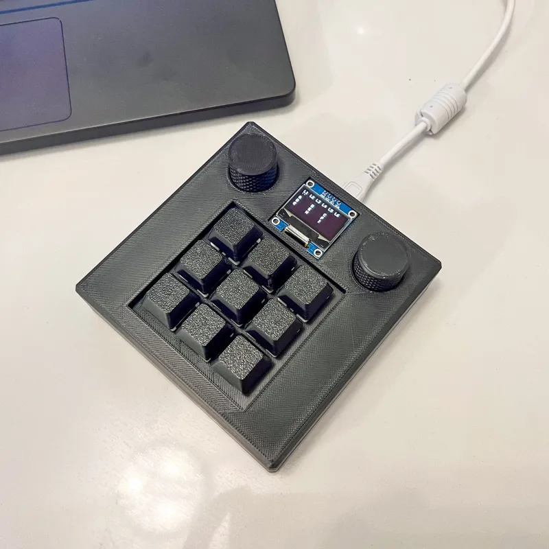 3x3 Control Pad - Customizable w/ Layers  & Volume