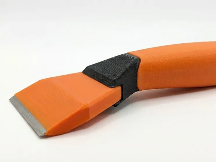 Ergonomic Scraper - Heavy Duty Print Remover