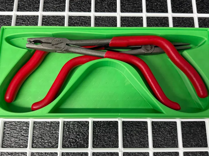 Gridfinity Snap On pistol grip pliers