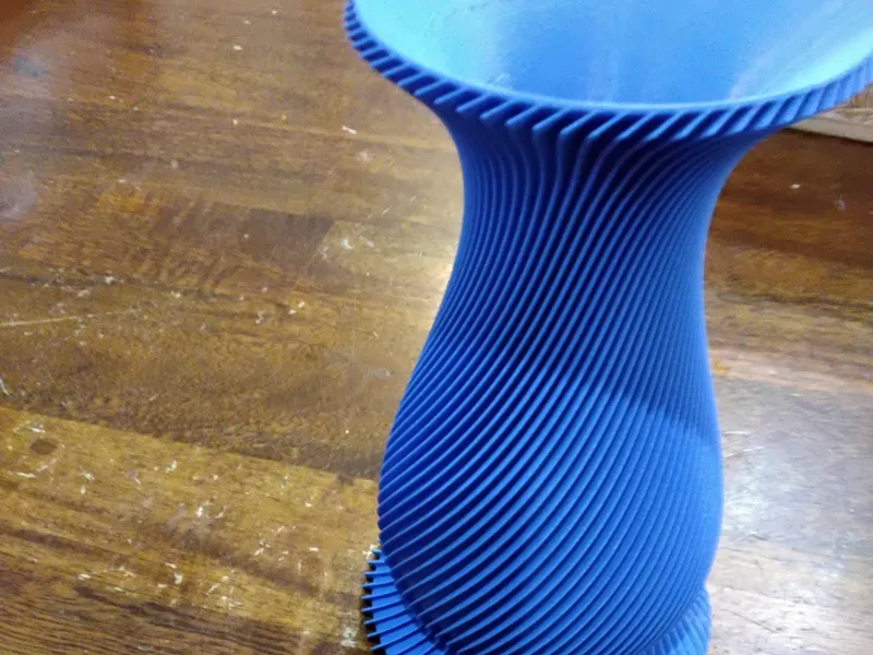Spiral vase
