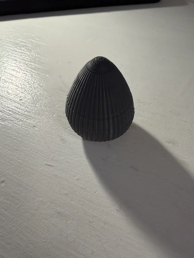 Decorative Easter Egg - Openable Design - Free 3D Print Model - MakerWorld