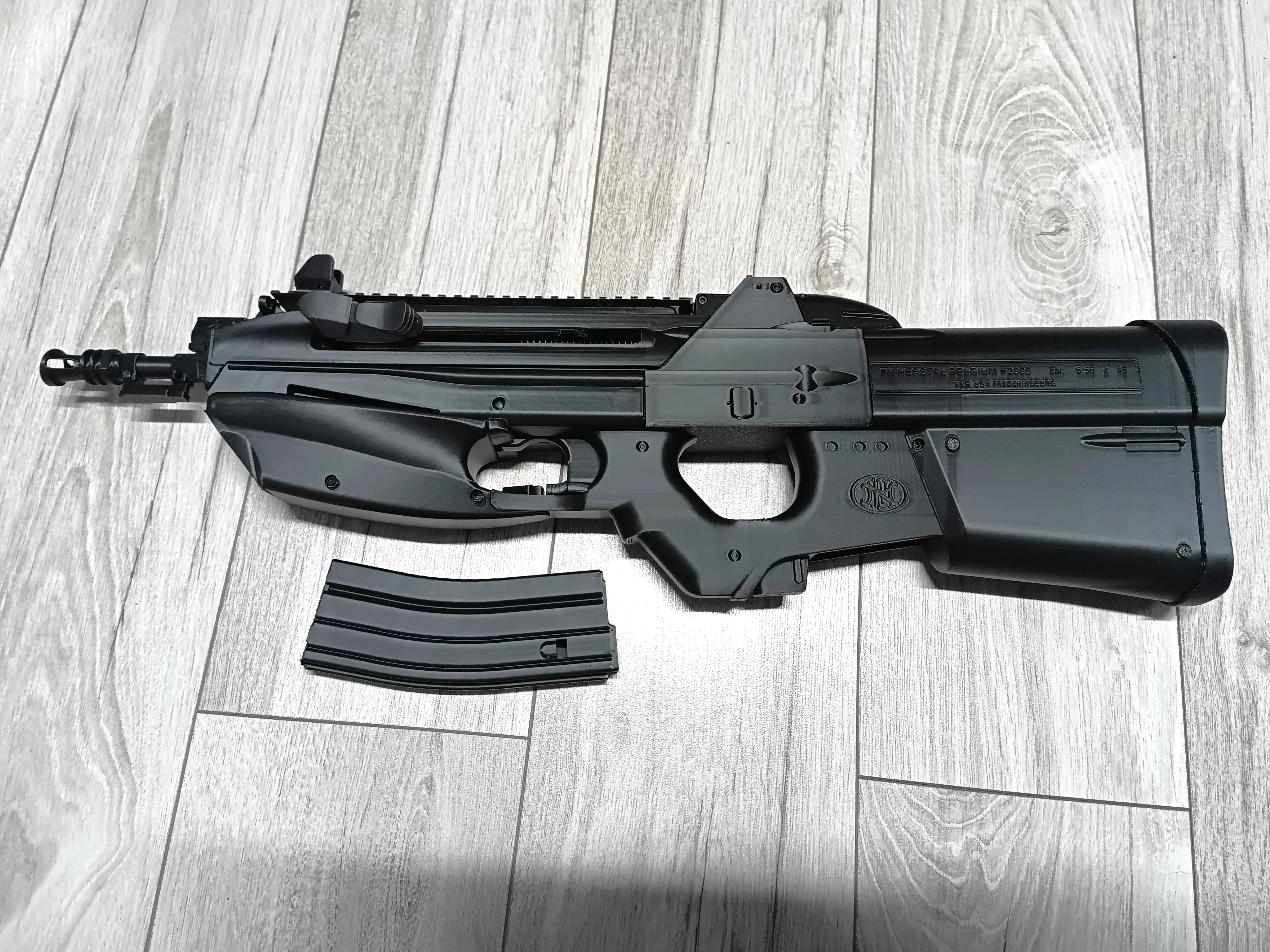 FN Herstal F2000 5.56 北约战斗无托步枪 - 免费 3D 打印模型 - MakerWorld