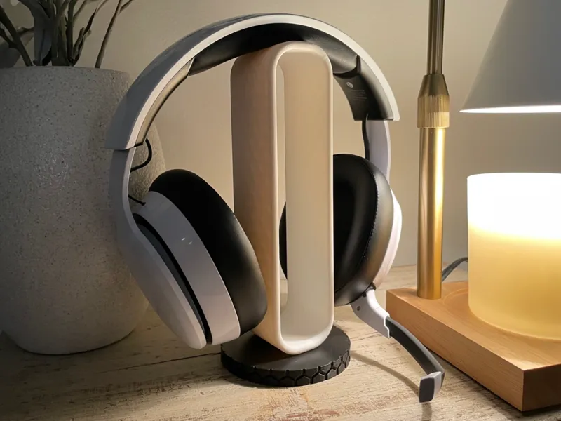 Simple Headphone Stand