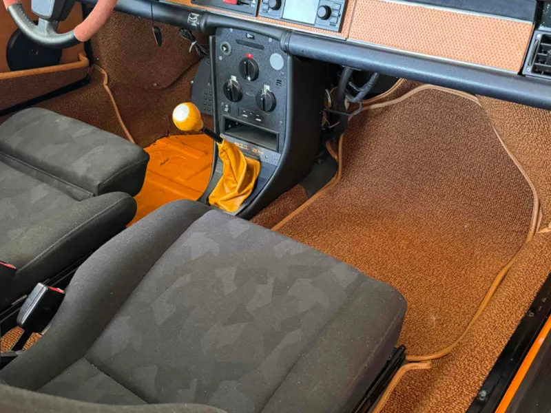 Porsche 911 Console Face