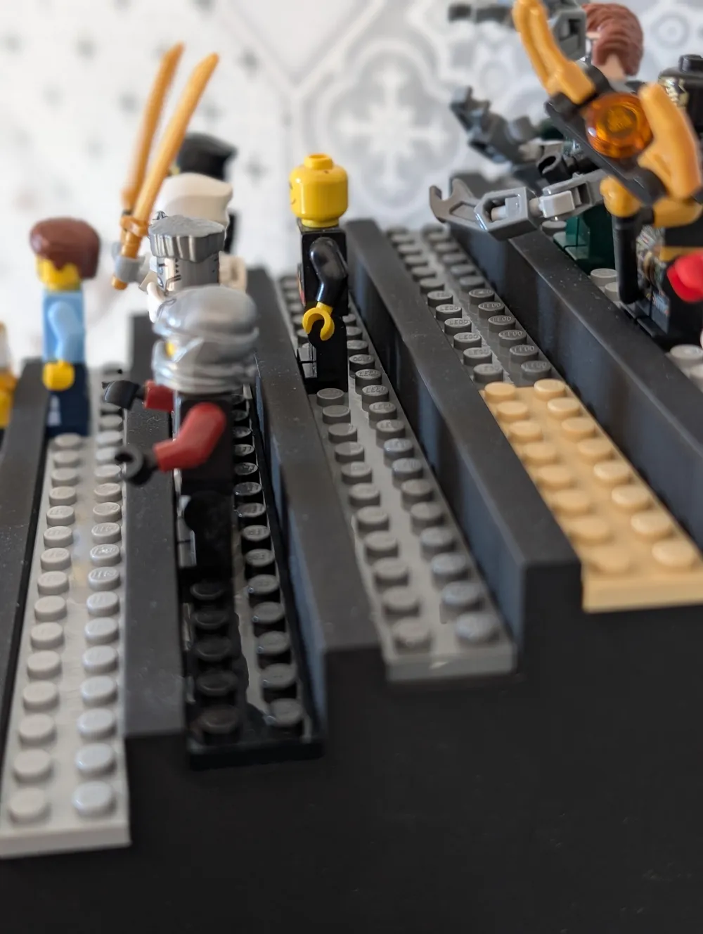 Mini Figure Display - Free 3D Print Model - MakerWorld