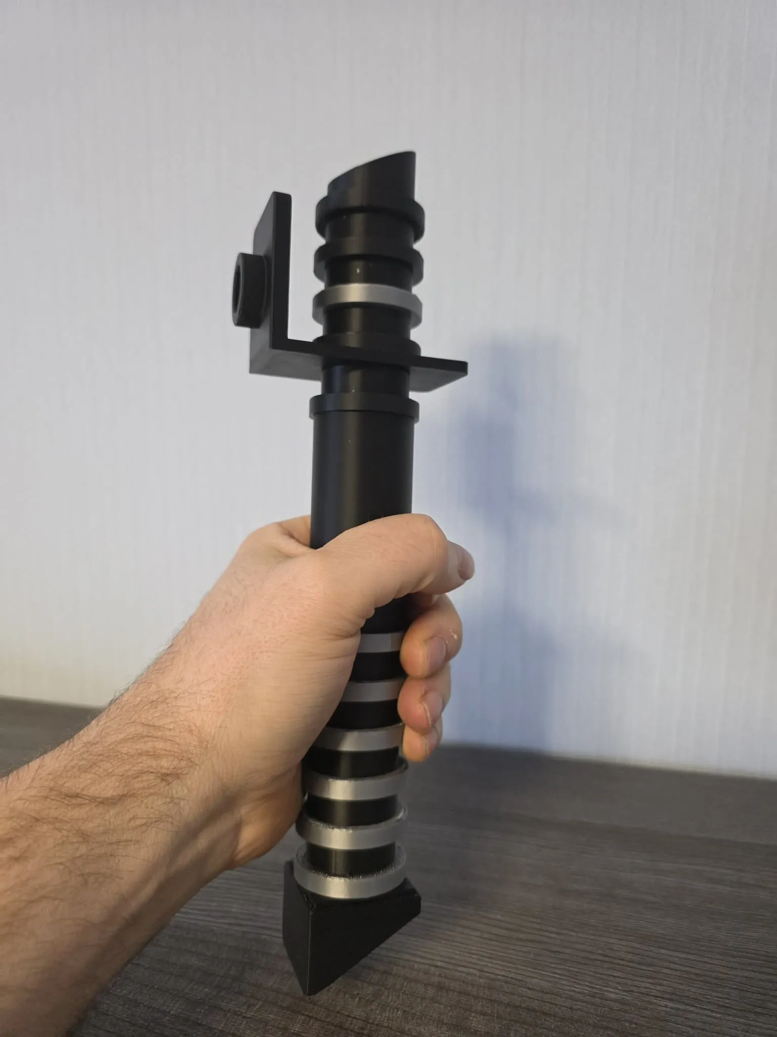 Lifesize Brick Lightsaber * Darksaber - Free 3D Print Model - MakerWorld