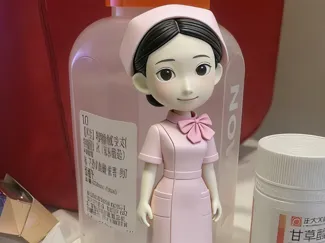 Q 版护士手办