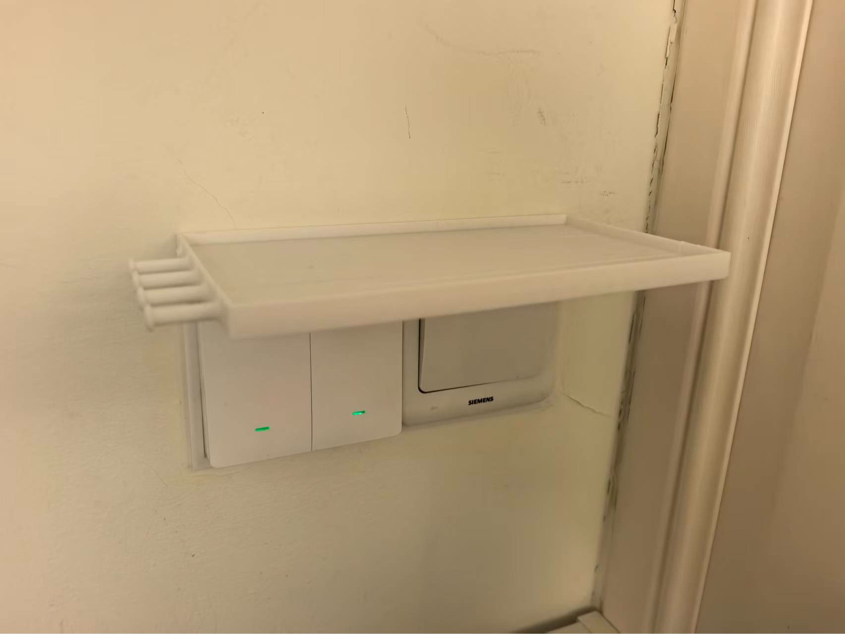 双面板置物架挂钩