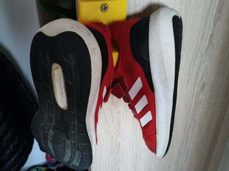 soporte zapatillas niños