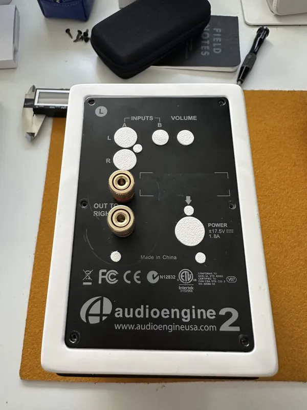 Snap Plugs for Audioengine A2