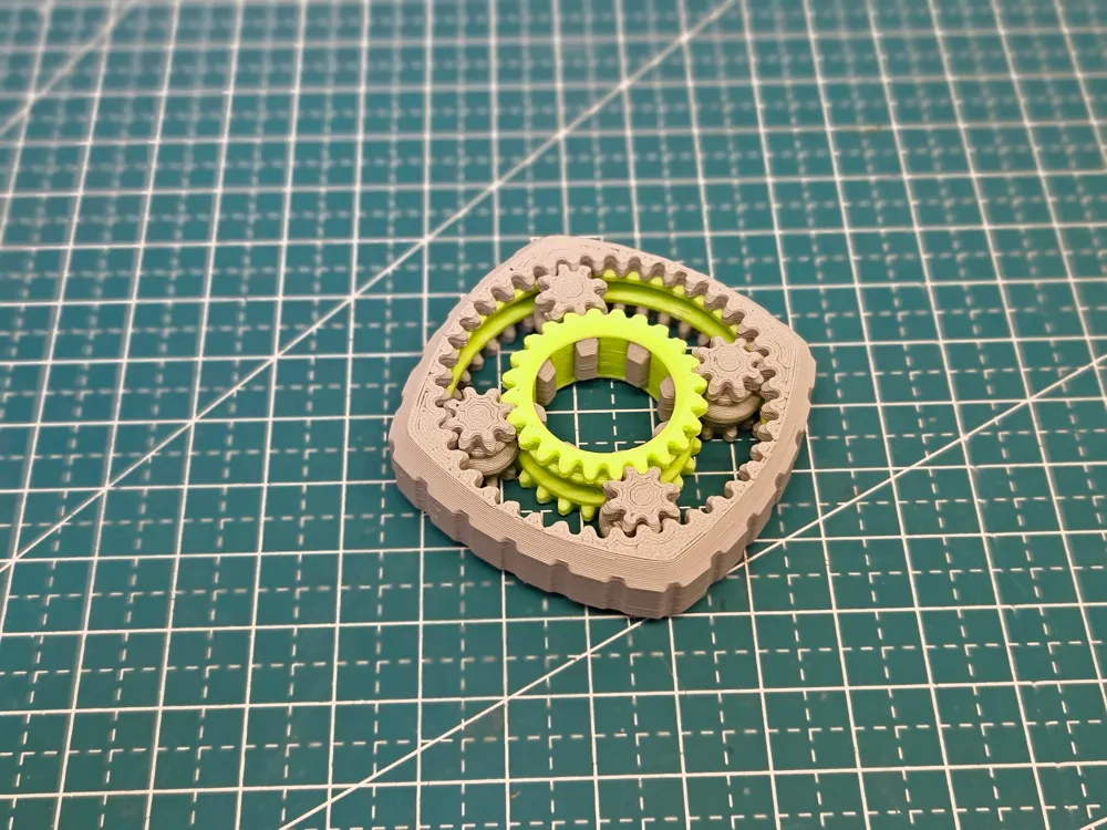 Spinner Antiestrés Con Cadena De Bicicleta – Engranajes De Acero Inoxidable, Giro Suave Y Sonido Relajante