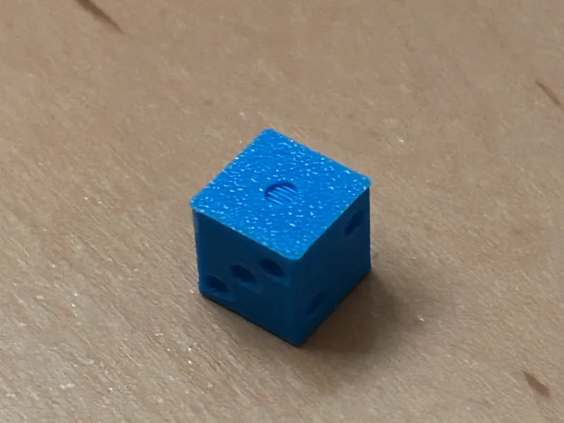 1㎤サイコロ