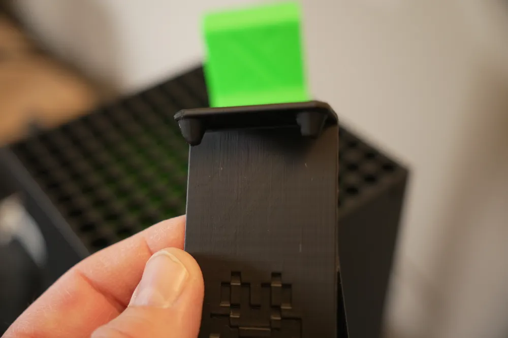 Xbox Series X Controller Hanger - Free 3D Print Model - MakerWorld